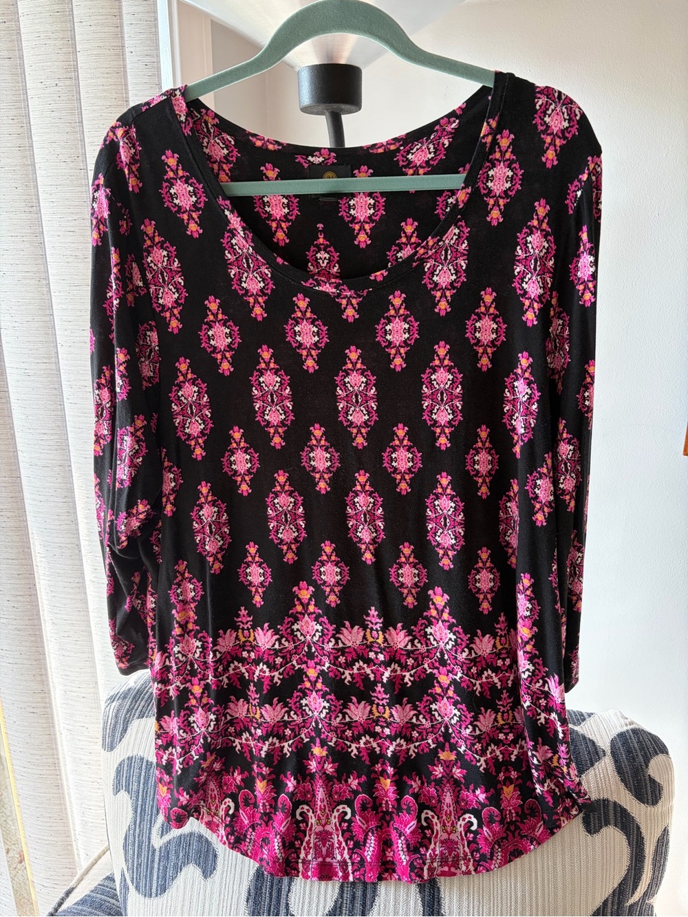 Black & Pink Floral-Print Long Sleeve Women's Top XL